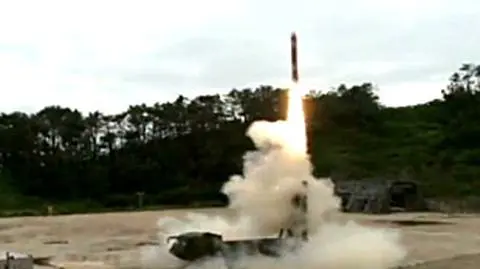 Seul odpowiada Kimowi swoimi rakietami