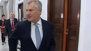 Aleksander Kwaśniewski jako były prezydent otrzymuje także dożywotnią miesięczną pensję z budżetu państwa 
