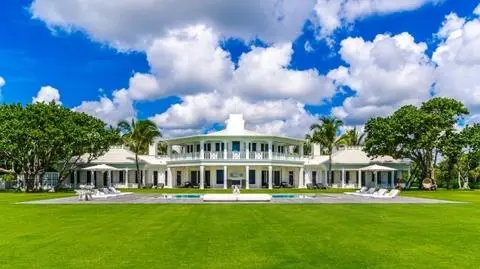 Rezydencja Celine Dion stoi na Jupiter Island na Florydzie