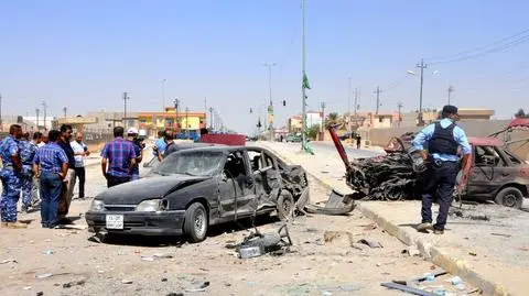 Kurdowie przejmują kontrolę nad polami naftowymi i wycofują się z rządu