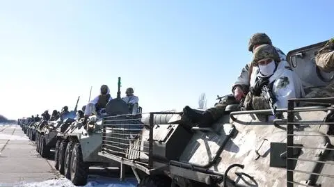 W kwestii wejścia do NATO władze w Kijowie chcą zapytać o zdanie rodaków. Na nagraniu: ukraińskie wojska artyleryjskie doskonalą swoje umiejętności