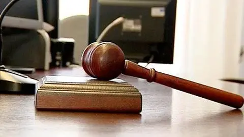 Okradli kantory na 400 tys. zł. Posiedzą