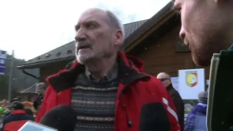 Antoni Macierewicz na memoriale imienia Marii Kaczyńskiej