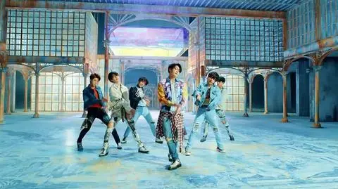 Koreański boysband na szczycie amerykańskiej listy