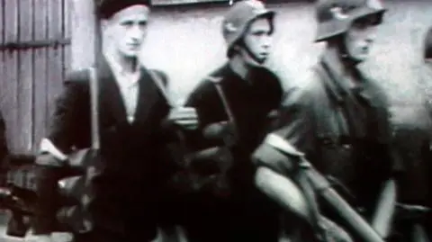Jerzy Czajkowski jako 12-latek roznosił powstańczą pocztę
