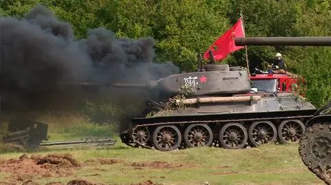 Na pikniku M.A.S.H można było zobaczyć wiele pancernych pojazdów