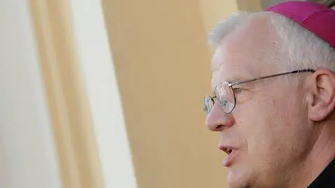 Kapłan i polityk nie mogą mówić językiem nienawiści