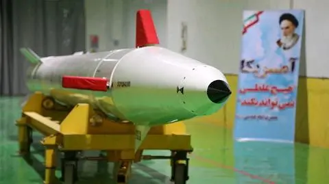 Iran chwali się nowymi pociskami balistycznymi