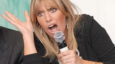 "Niech jedzie grać z Carlą Bruni na gitarze"