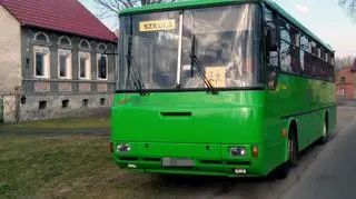 Pijany kierowca autobusu wiózł dzieci do szkoły