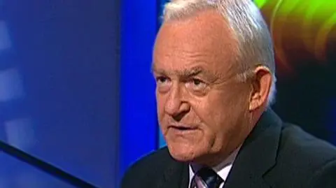 Miller: Jesteśmy na drodze do państwa wyznaniowego