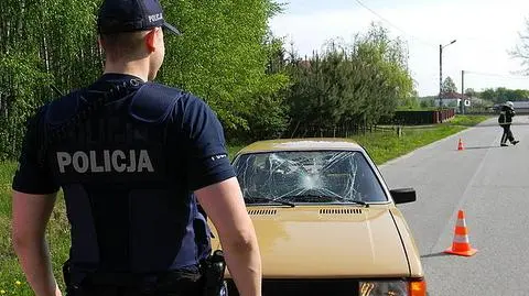 22-latek wjechał w grupę gimnazjalistów. Dwóch nastolatków w szpitalu
