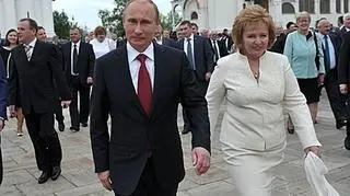 Kawalerskie życie Putina na macie