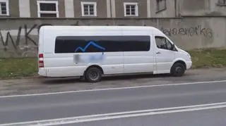 Policja nie ma wątpliwości, że kobieta, która siedziała za kierownicą busa piła alkohol