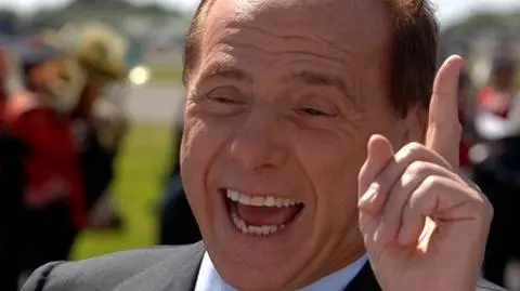 Bp Pieronek krytykuje Berlusconiego