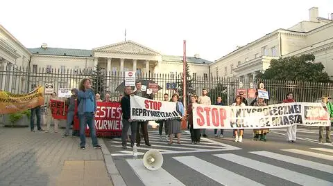 Pod stołecznym ratuszem odbył się protest