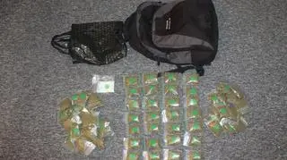 Policjanci zabezpieczyli łącznie 914 gramów narkotyków