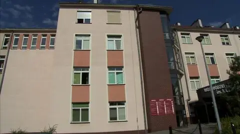 Wypadła z okna szpitala? 