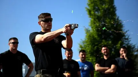 Jak działa paralizator