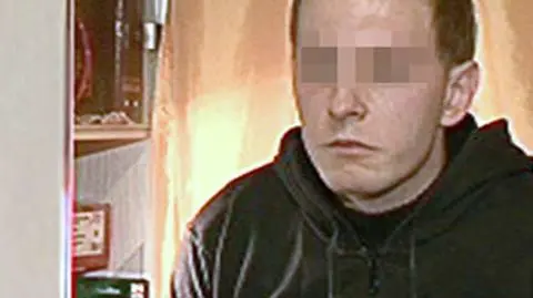 Polski Bond poszukiwany za morderstwo nauczycielki