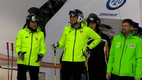 Grali w piłkę, teraz jeżdżą na nartach. Mistrzostwa na stoku