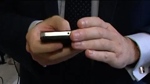 Przykład idzie z góry