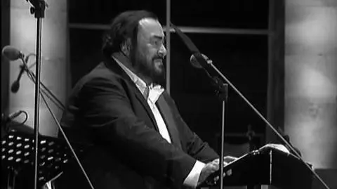 30 mln euro za "ciężkie zniesławienie"