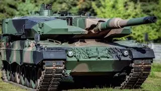 Czołgi Leopard 2 na poligonie koło Drawska Pomorskiego podczas ćwiczenia Dragon w czerwcu 2019 roku