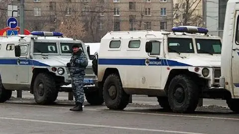 Zamach na policjantów. 24 rannych