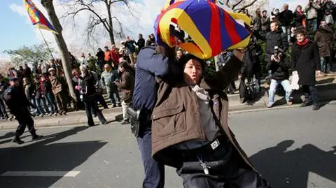 Protesty na trasie ognia olimpisjkego