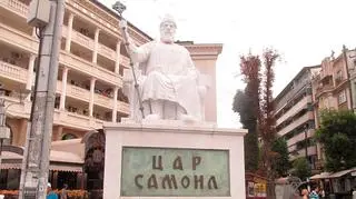 Pomnik cara Samuela stoi także w Skopje
