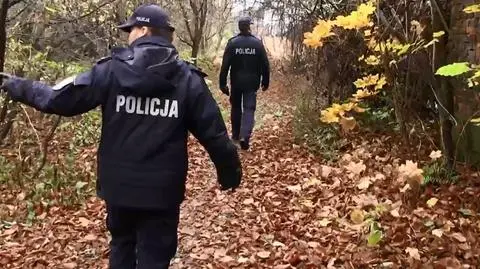 Bezdomni urządzili imprezę w pustostanie. "Mogli zamarznąć"