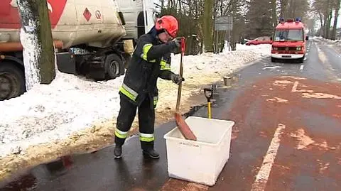 Cysterna uderzyła w drzewo