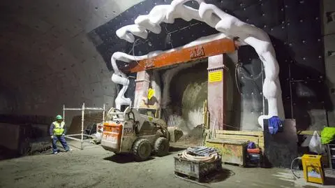 Problemy z mrożeniem gruntu opóźniły budowę tunelu pod Martwą Wisłą