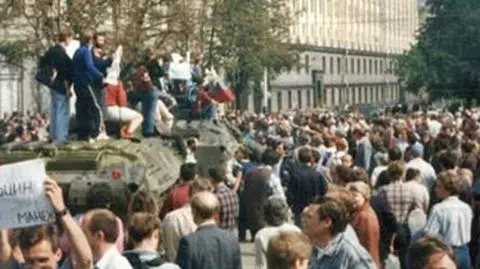 "ZSRR trzeba było demokratyzować, a nie burzyć"