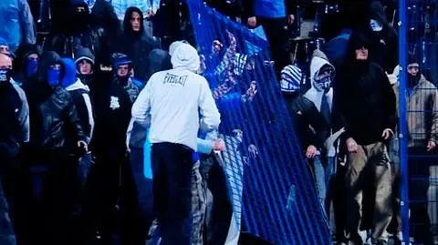 Szalik i kaptur zapewniające bezkarność