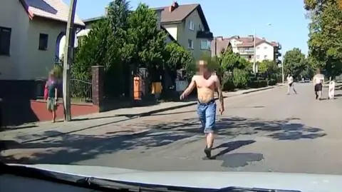 Agresywni mężczyźni atakowali przypadkowe auta