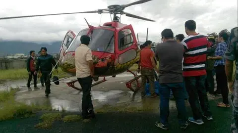 Nepal. Katastrofa śmigłowca. Transportował chore dziecko