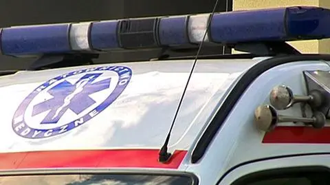 Groził ratownikom, na policjanta rzucił się z nożem