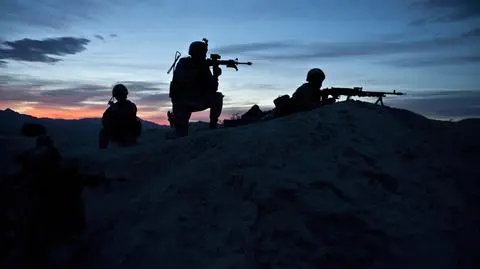 Londyn i Paryż "nie wykluczają żadnej opcji" w sprawie Syrii
