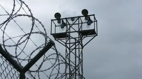 13-latkę wsadzili do więzienia