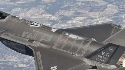 Pierwszy seryjny F-35 oblatany