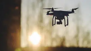 Dron rozbił się we wtorek około 30 kilometrów od granicy polsko-rosyjskiej we wsi Mała Różanka