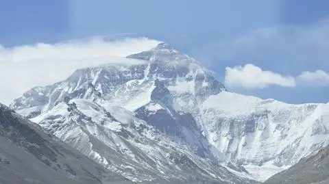 Trzęsienie w Nepalu przesunęło Mount Everest