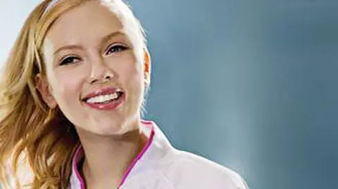 Johansson ściąga z Kazika