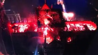 Walka z ogniem o Notre Dame