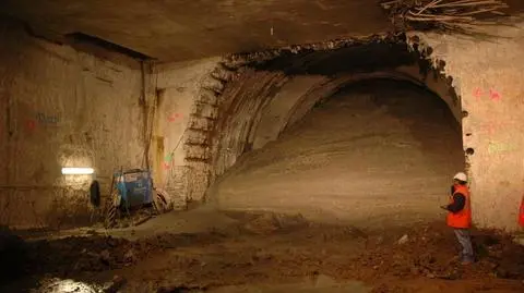 Błoto wlało się do tunelu