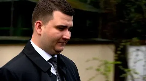 Były rzecznik MON wyszedł z aresztu za poręczeniem majątkowym (materiał "Faktów" TVN z 28 czerwca)