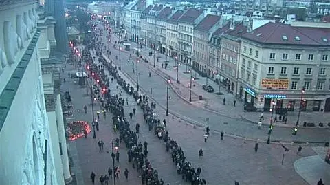 180 tysięcy pochylonych głów. Nie wszyscy zdążyli