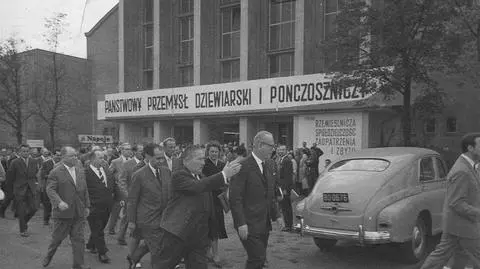 Zapałki przypomniały o jubileuszu sprzed 51 lat."To były biedne lata"